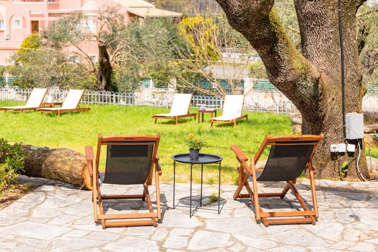 Spyrelia Villa With Private Pool & Outdoor Hot Tub 达西亚 外观 照片